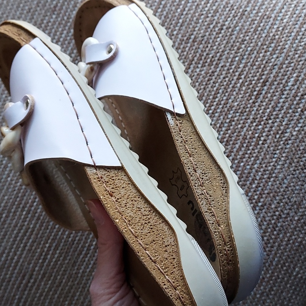 Inblu side sandals, EUC, SZ 38 - Picture 8 of 9
